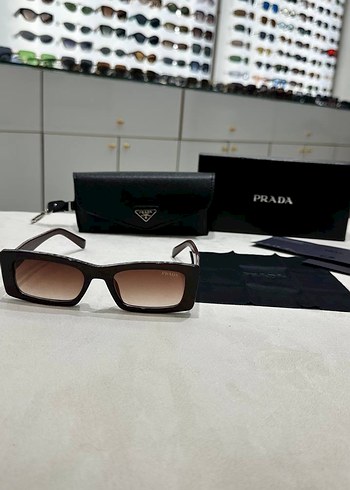 Prada Kahverengi Parlak Kadın Güneş Gözlüğü - Görsel 2