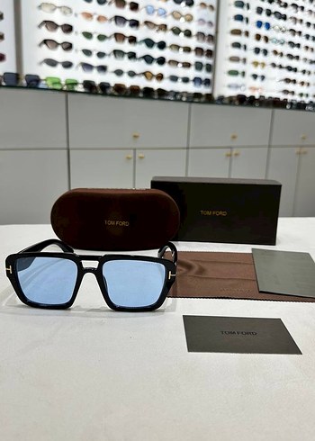 Tom Ford Kadın Mavi Şeffaf Minimalist Gözlük - Görsel 2