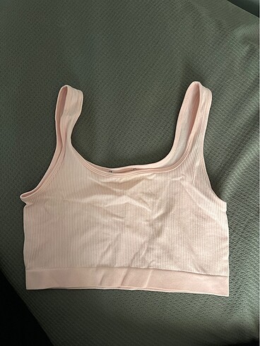 Atlet crop