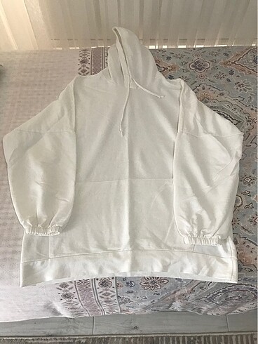 Beyaz Sweatshirt