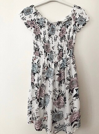 s Beden H&M S Beden Omuzları Ayarlanabilir Çiçekli Yazlık Elbise