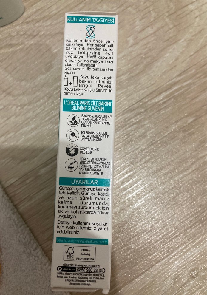 L'Oréal Bright Reveal Renkli Güneş Kremi SPF 50 - Görsel 5