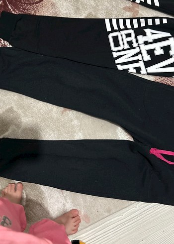 Kadın Siyah Baskılı Spor Tayt - Görsel 2