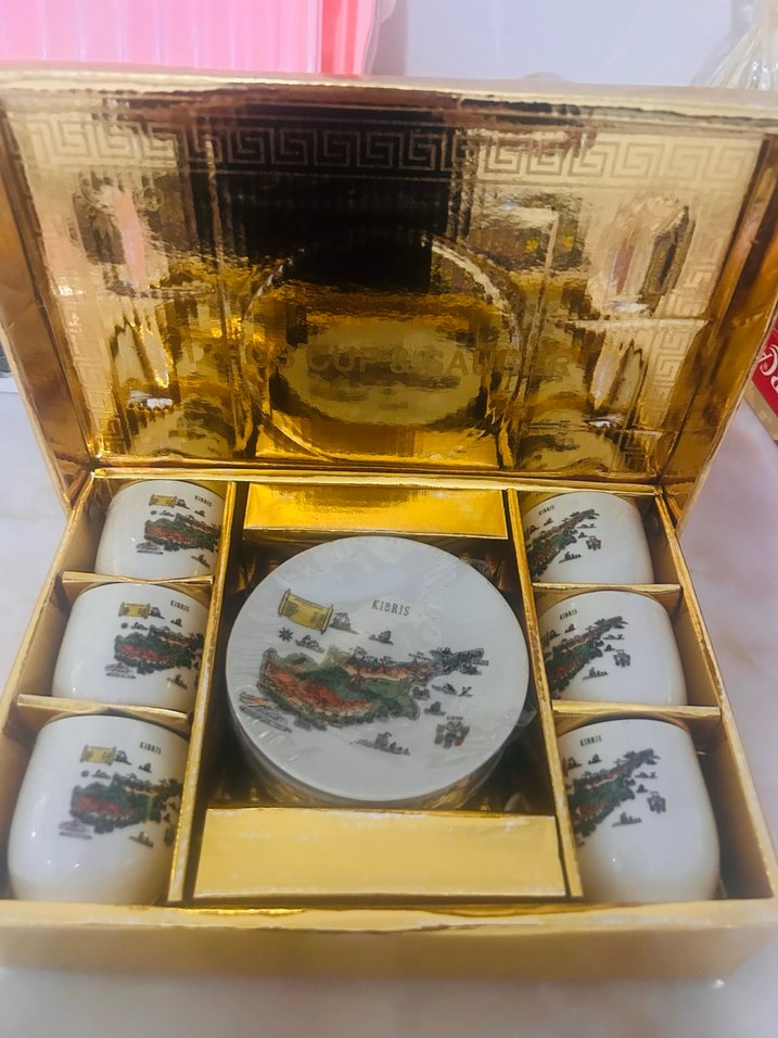 Altın Kutuda 6 Parça Desenli Kahve Fincanı Seti - Görsel 2