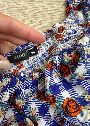 Trendyol & Milla Renkli Bağlama Desenli Mini Bluz