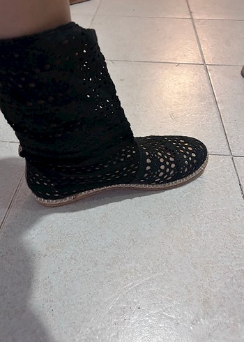 Siyah Nakışlı Dantel bot - Görsel 3
