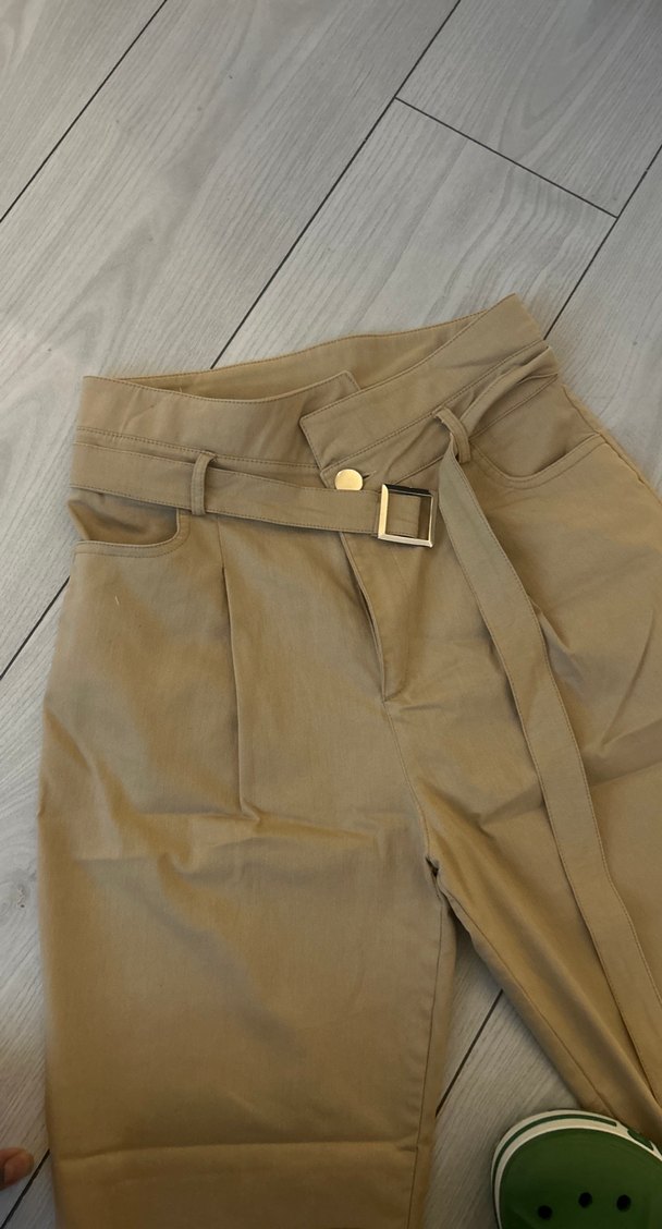 Bej Kemerli Kadın Pantolon - Görsel 3