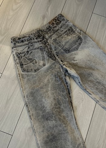 Gri eskitme Yılan Desenli Kadın Salaş Jean - Görsel 5