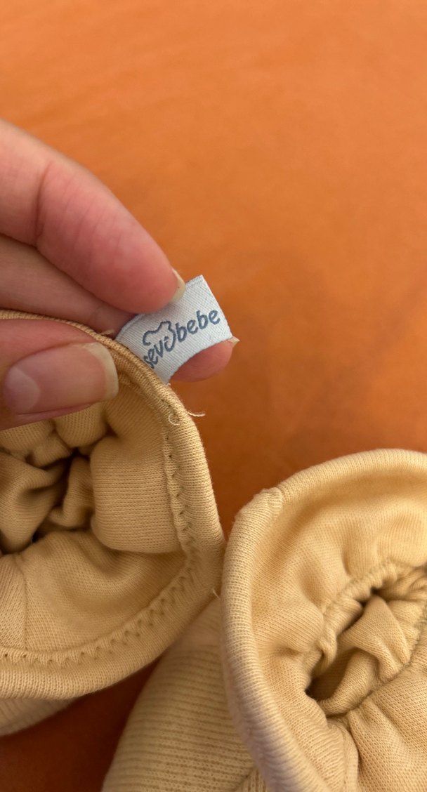 Yenidoğan bebek için kiraz çekirdekli patik - Görsel 3