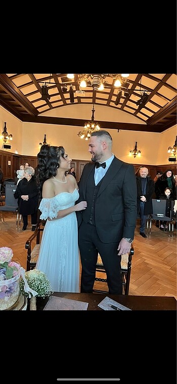 Fransız detaylı italyada dikilmiş olan gelinliğim - Görsel 4