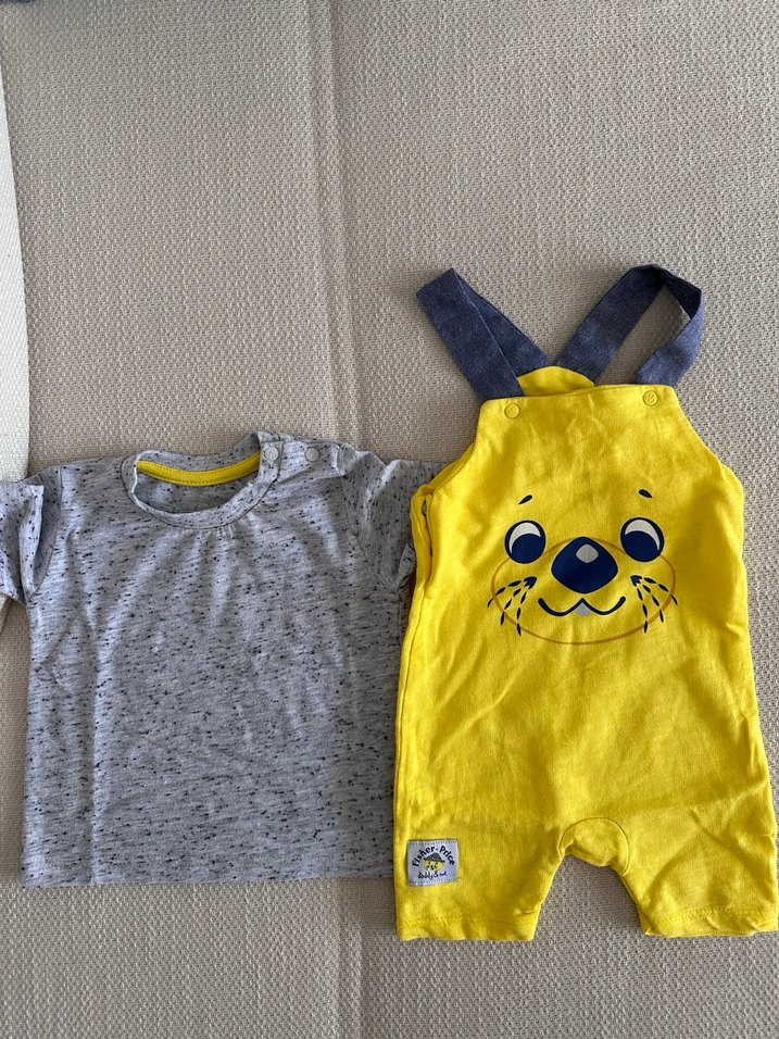 Gri Tişört ve Sarı Örme Erkek Çocuk Tulum - Görsel 3