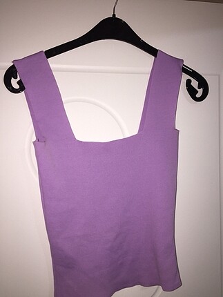 Lila crop