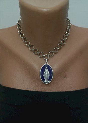 American Vintage Gri Zincir Detaylı Kısa Gotik Kolye