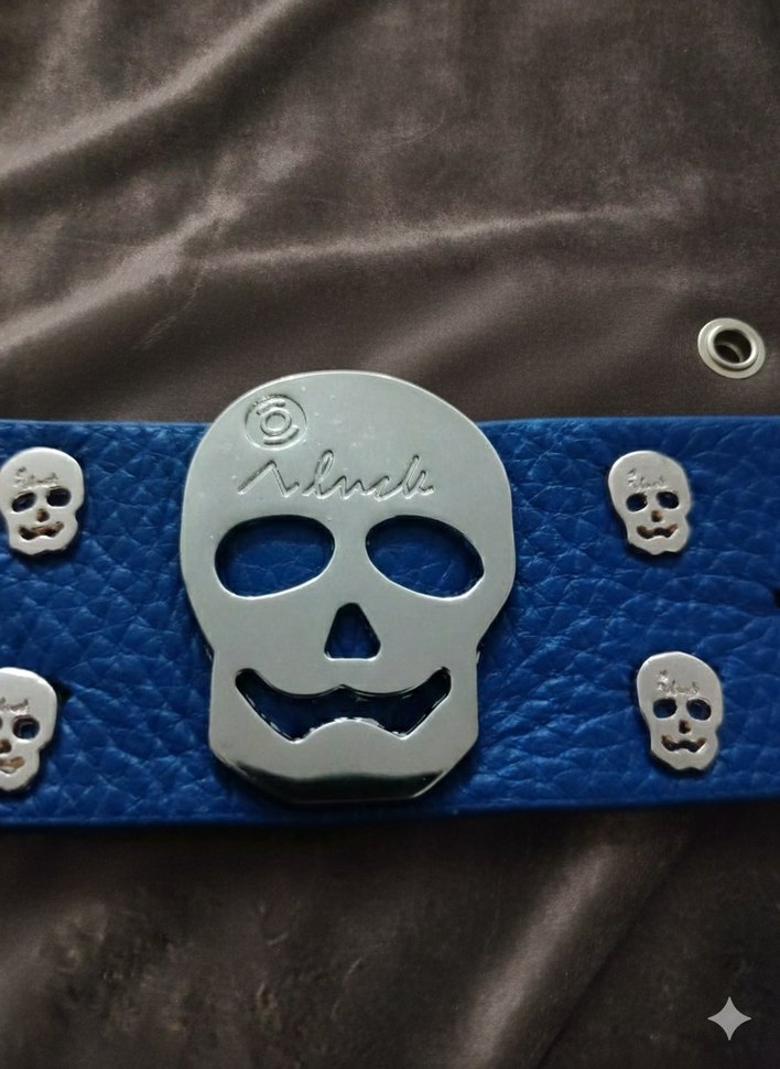 Mavi Renkli Kafatası Desenli Deri Bileklik - Görsel 2