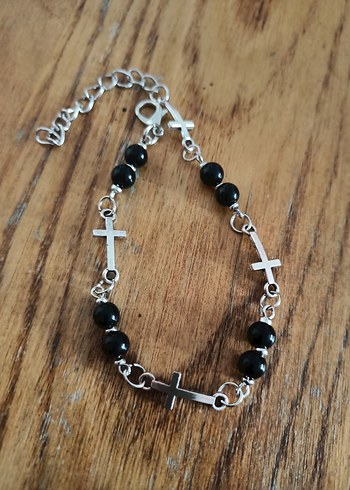 Accessorize haçlı bileklik
