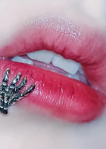 Accessorize İskelet El Punk Dudak Piercing