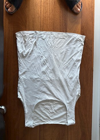 Zara Beyaz Kolsuz tişört