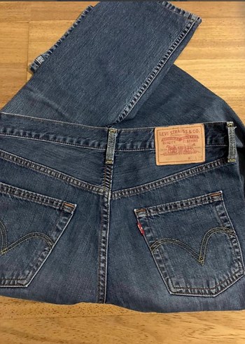 Levis Koyu Mavi Denim Jean