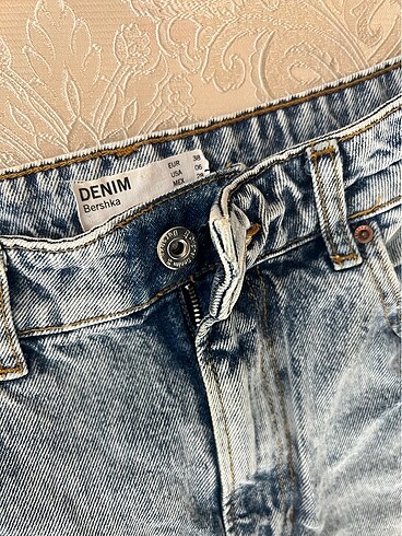 m Beden Bershka şort