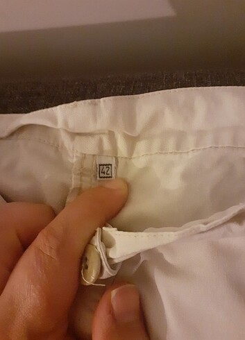 42 Beden ten rengi Renk Hugo Boss kadın / genç kız şort