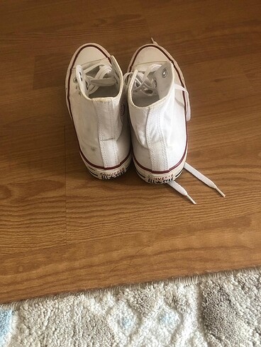 36 Beden beyaz Renk Orijinal converse