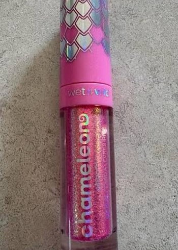 Wet n Wild chameleon lip foil