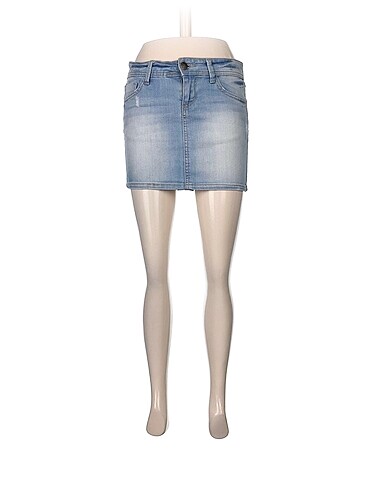 Stradivarius Mini Etek %70 İndirimli.