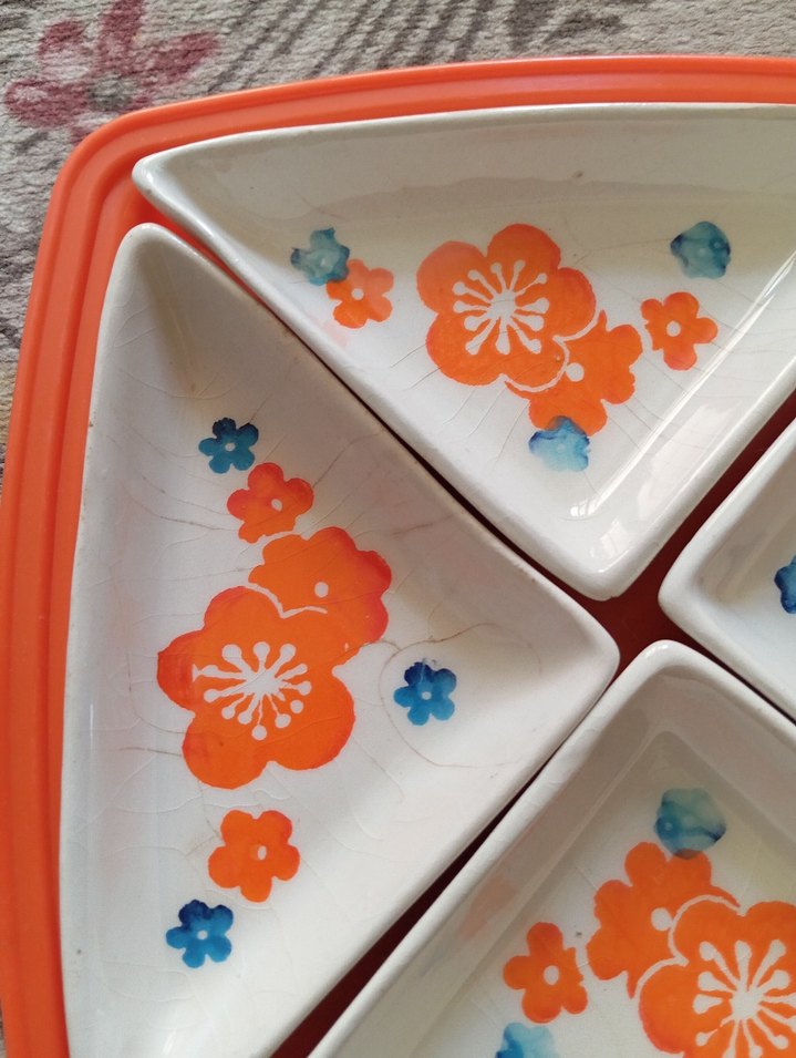 Turuncu Çiçek Desenli Bölmeli Servis Tabağı - Görsel 3