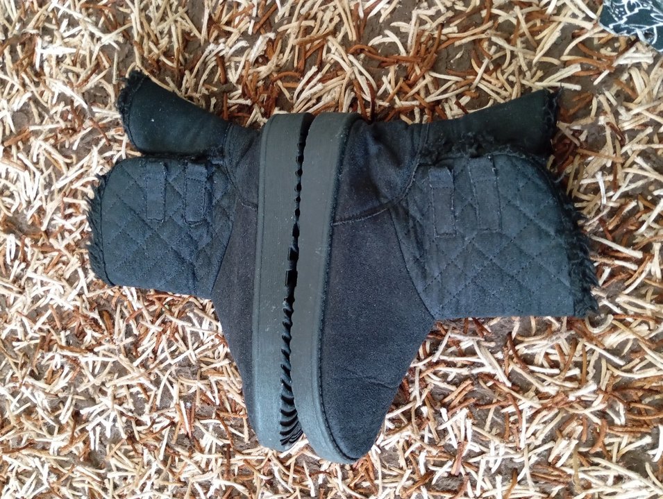 Siyah Kürklü Kadın Yün Kar Botu - Görsel 3