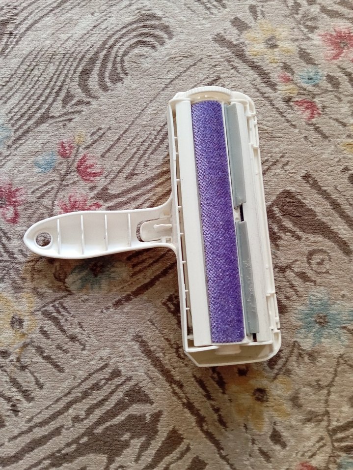 Beyaz ve Gri El Tipi Vakum Temizleyici - Görsel 2