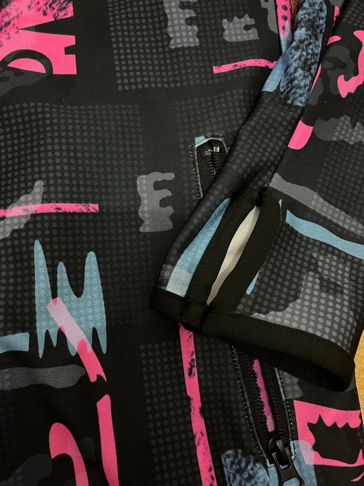 Uzun Kollu, Fermuarlı Pembe Desenli Kadın Eşofman Üstü - Görsel 2