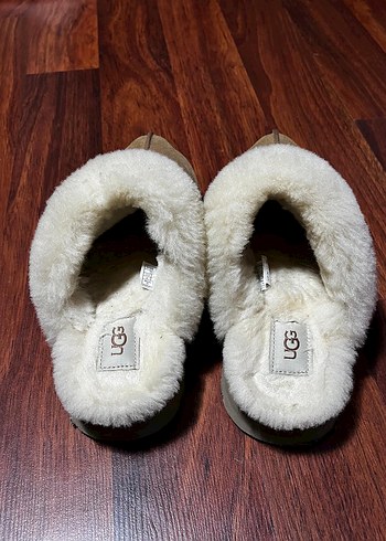 Bej Süet Tüylü Kadın Ev Terliği - Görsel 2