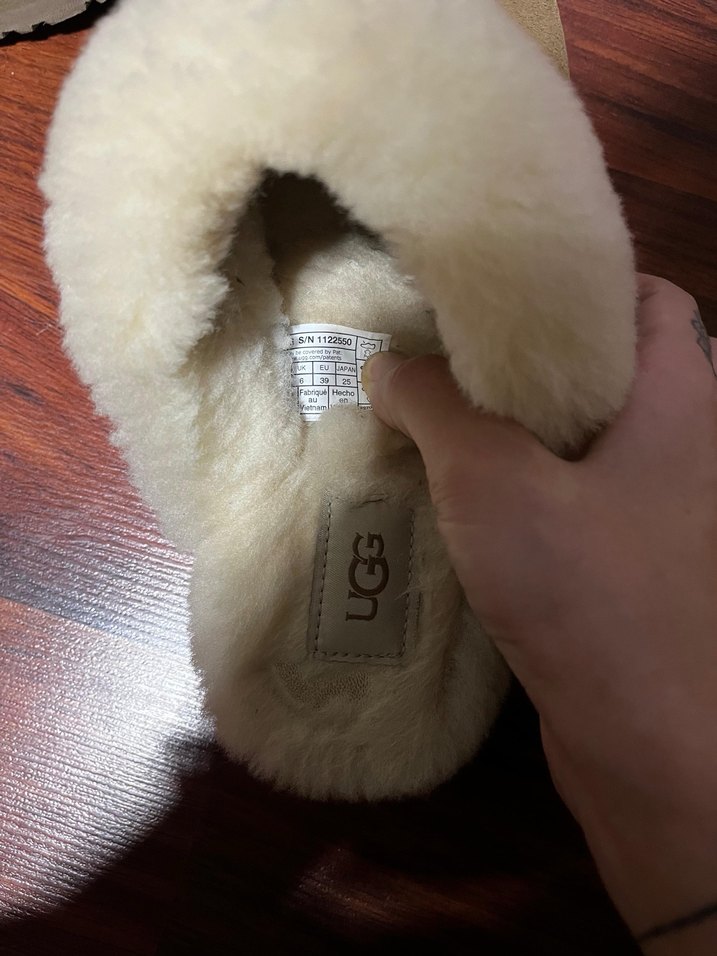 Bej Süet Tüylü Kadın Ev Terliği - Görsel 3