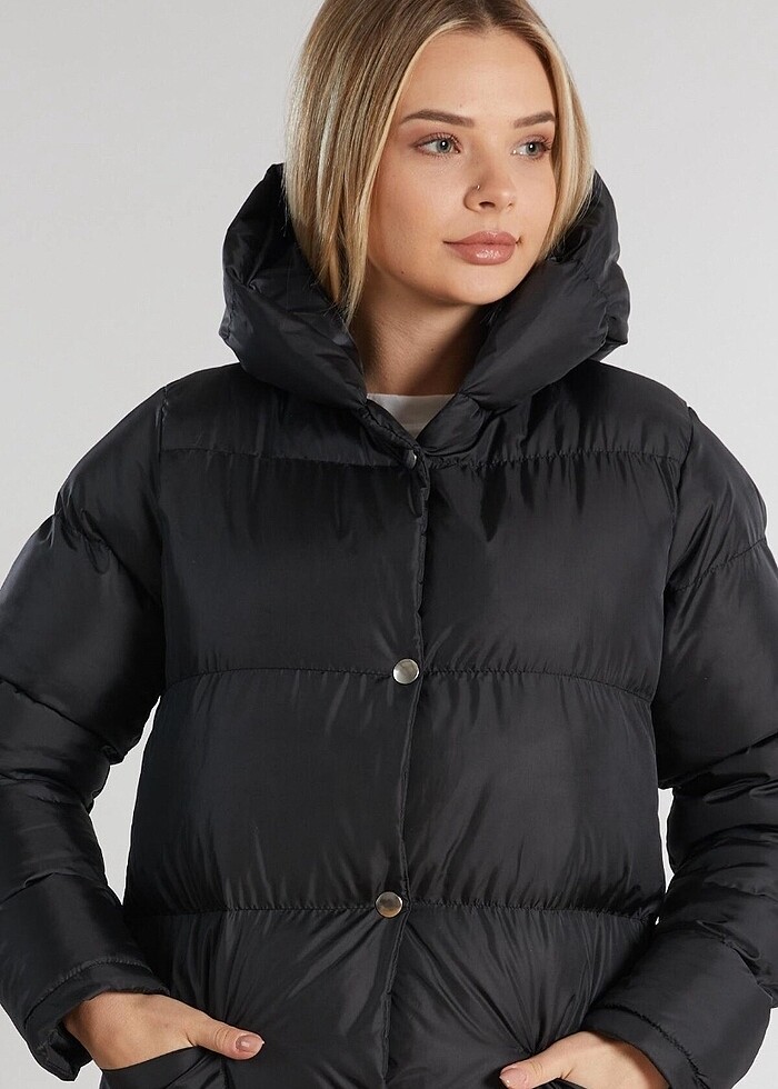 Kapüşonlü su geçirmez mont - Görsel 2