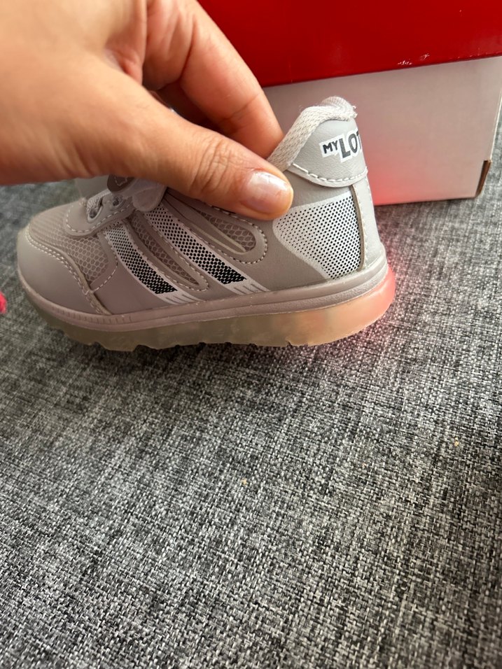 Beyaz Gri Erkek Çocuk Spor Ayakkabı Velcro - Görsel 2