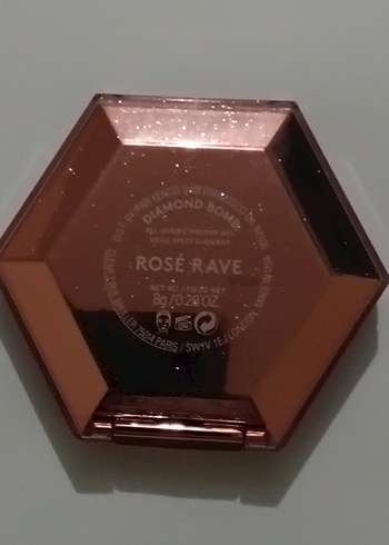 Beden Fenty Beauty rose rave highlighter
