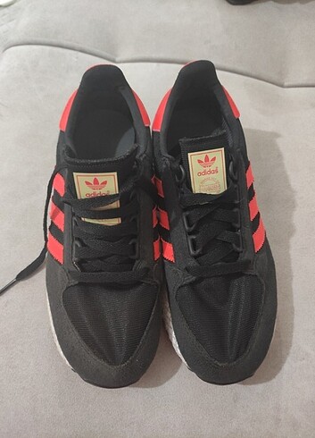 Orjinal adidas bayan ayakkabı