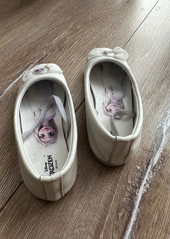 Beyaz Kız Çocuk Baskılı Babet Ayakkabı - Görsel 4