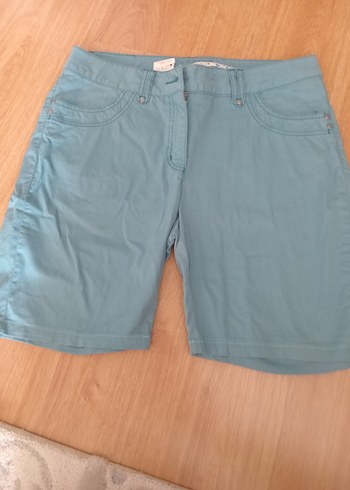 Kadın Mavi Denim Bermuda Şort Kemerli - Görsel 2