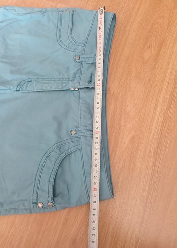 Kadın Mavi Denim Bermuda Şort Kemerli - Görsel 3