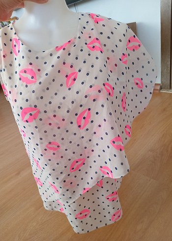 Puantiyeli ve Pembe Desenli pareo - Görsel 6