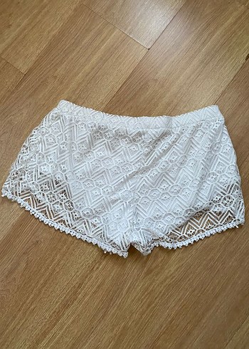 Penti Dantel Detaylı Beyaz Bohem Mini Şort