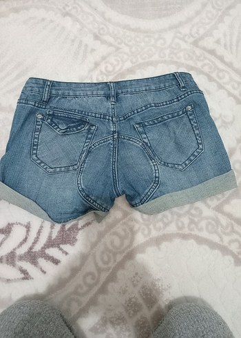 Düğmeli Kısa Mavi Denim Şort - Görsel 3