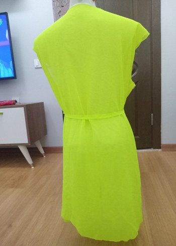 Sarı Dökümlü Kadın Pareo - Görsel 3