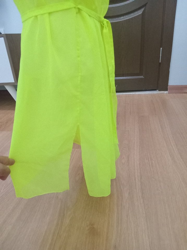 Sarı Dökümlü Kadın Pareo - Görsel 5