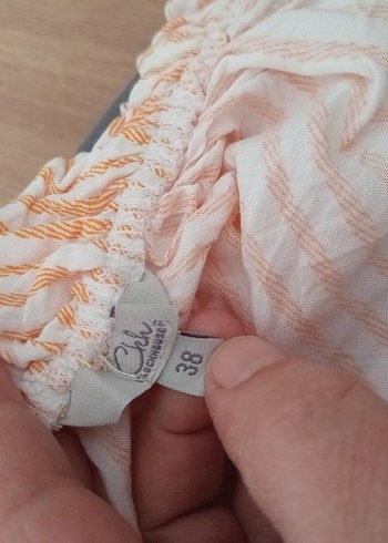 Bej Çizgili Kısa Kol Bluz - Görsel 3