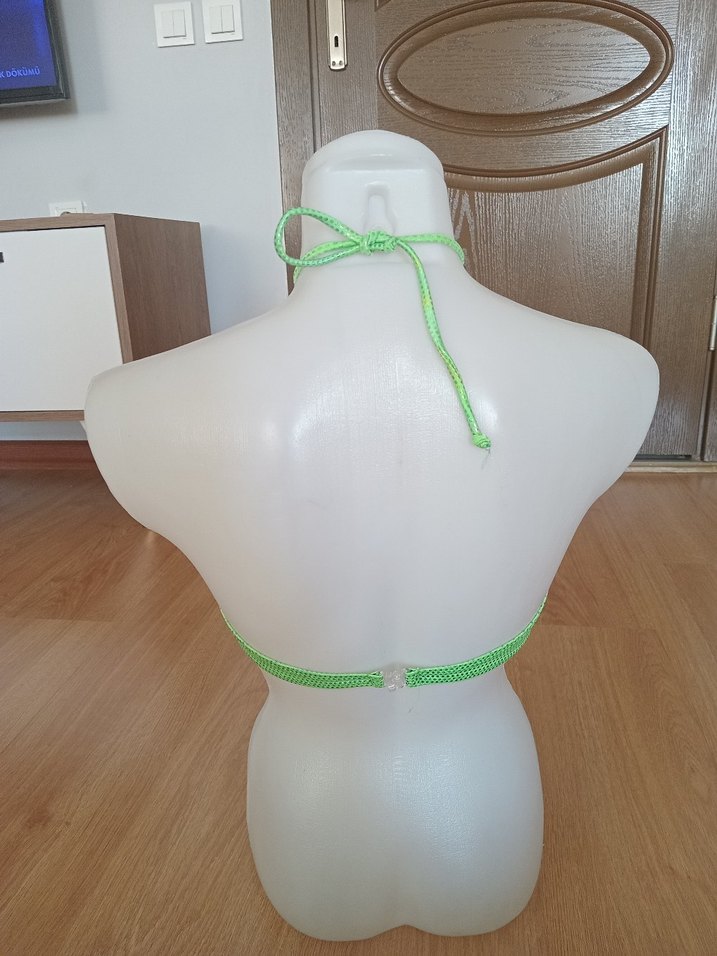 Parlak Yeşil Yılan Desenli Strappy Bikini - Görsel 2