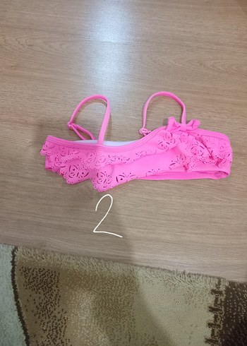18-24 Ay Beden Püsküllü Pembe Mini Bikini Üstü