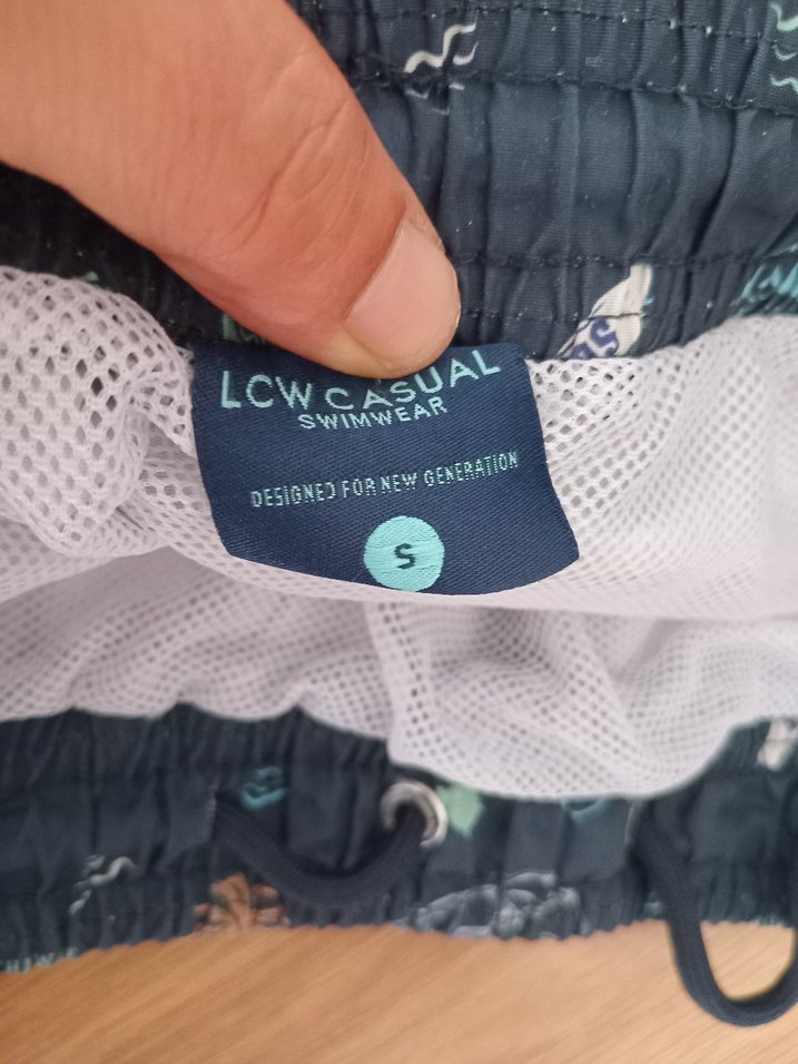 Erkek Mavi Desenli Mini Şort - Görsel 3