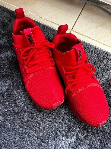Puma soft foam+ kırmızı ayakkabı
